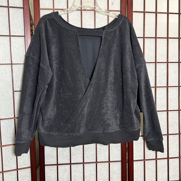 NWT JOY SWEATER‎ TOP SIZE L - Picture 1 of 3